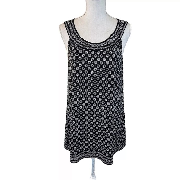 Max Studio Black And White Blouse Large Geometric Polka Dot Flowers Jersey Tank - Picture 1 of 5